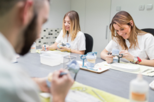 Advanced CAD/CAM training for a digital dental technician career in the USA